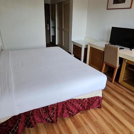 Surestay By Best Western Guam Airport Barrigada Exterior foto