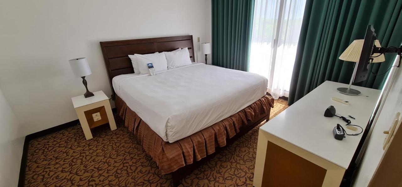 Surestay By Best Western Guam Airport Barrigada Exterior foto