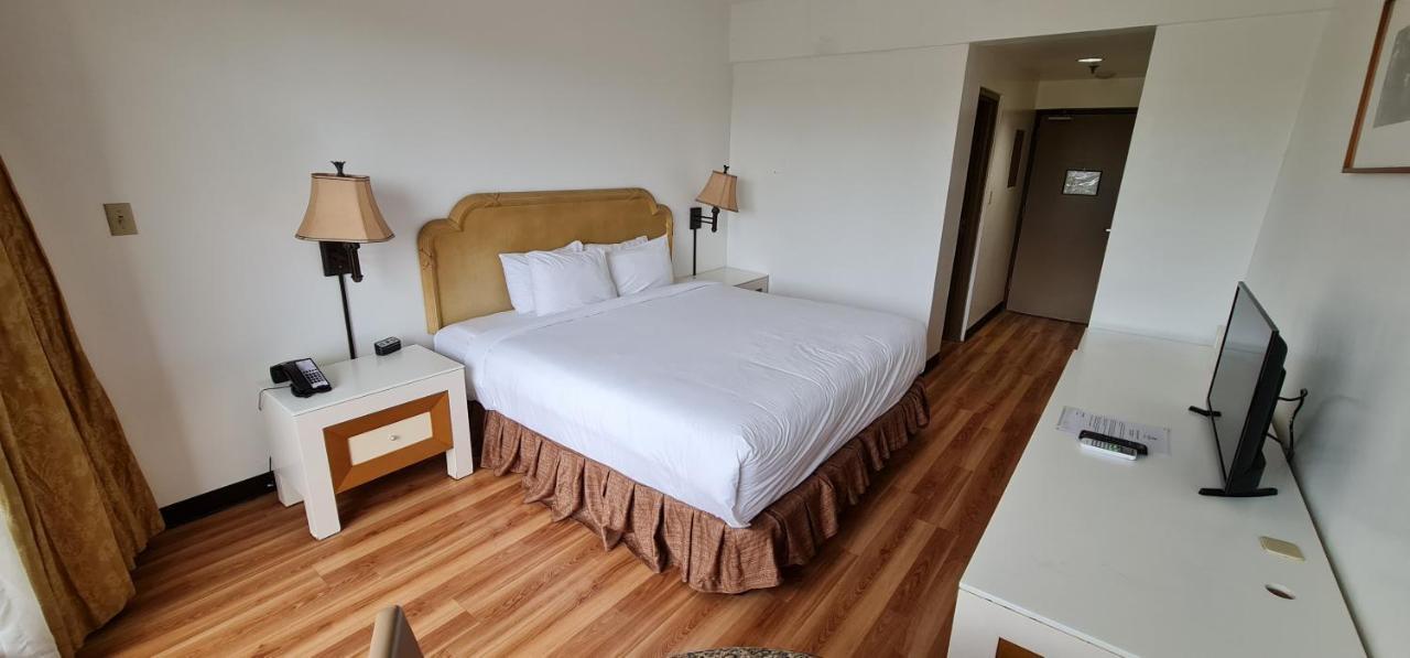 Surestay By Best Western Guam Airport Barrigada Exterior foto
