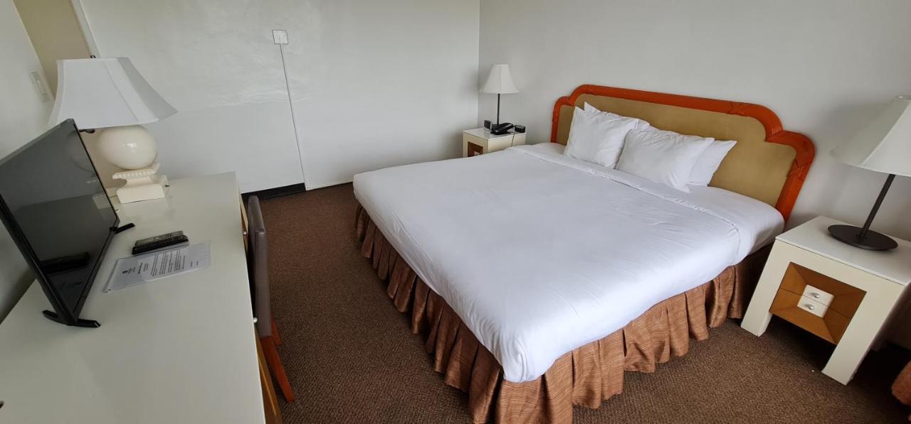 Surestay By Best Western Guam Airport Barrigada Exterior foto